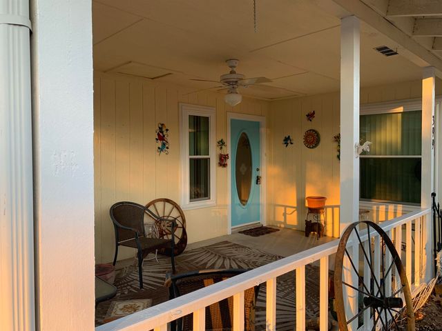 399 Cimarron Trl, Holly Lake Ranch, TX 75765