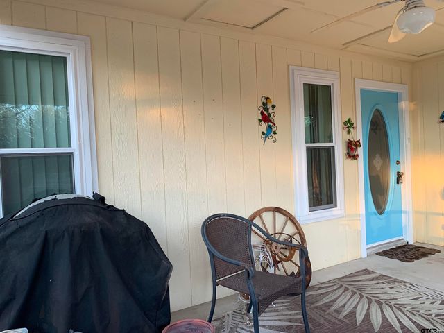 399 Cimarron Trl, Holly Lake Ranch, TX 75765