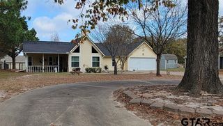 399 Cimarron Trl, Holly Lake Ranch, TX 75765