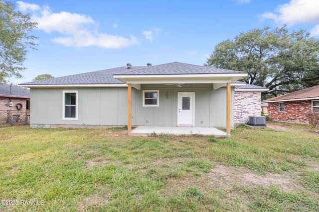 226 Lindsey Circle, Carencro, LA 70520