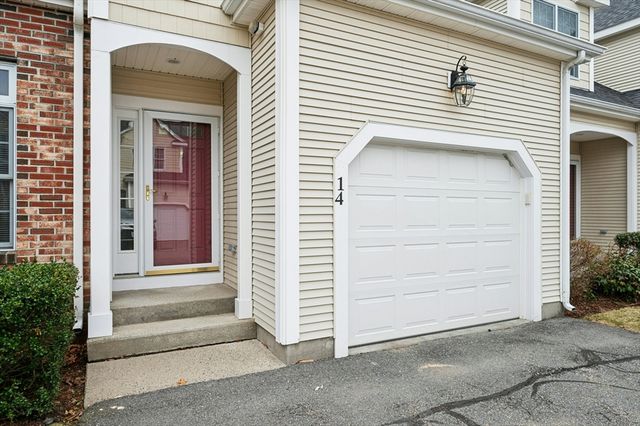 14 Northgate Ct 14, Grafton, MA 01536