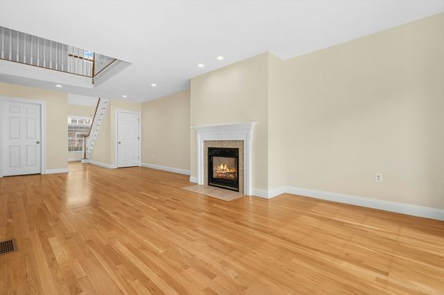 14 Northgate Ct 14, Grafton, MA 01536