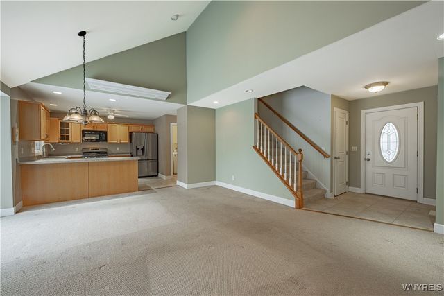 5544 Twilight Lane, Lockport Town, NY 14094