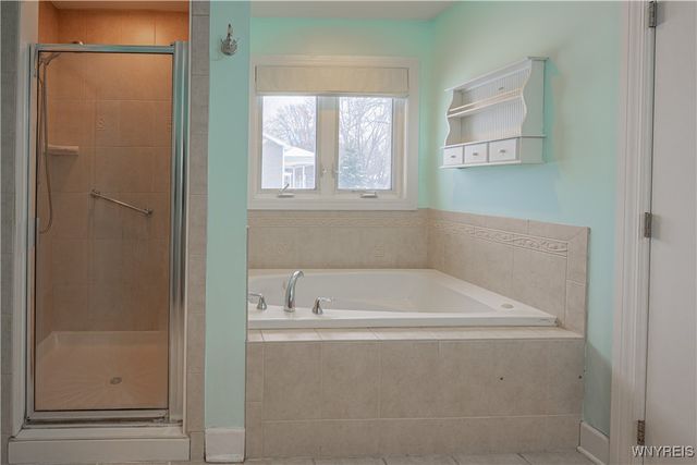 5544 Twilight Lane, Lockport Town, NY 14094