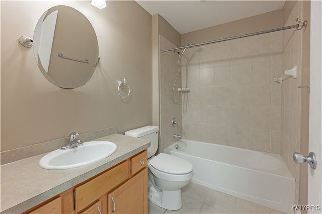 5544 Twilight Lane, Lockport Town, NY 14094