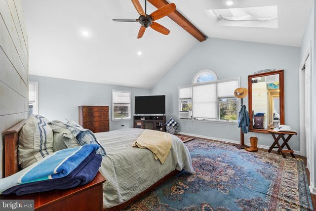 72 POOR FARM RD, Pennington, NJ 08534