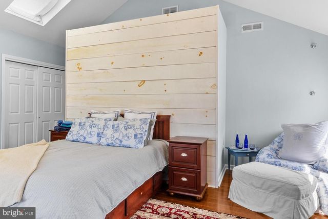 72 POOR FARM RD, Pennington, NJ 08534