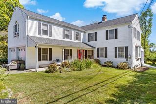 72 POOR FARM RD, Pennington, NJ 08534