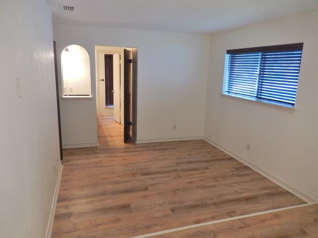 1818 Mission Drive, Garland, TX 75042
