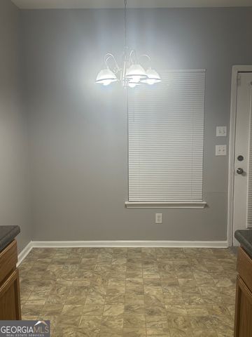 293 Brookview Drive, Riverdale, GA 30274