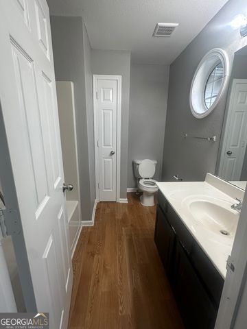 293 Brookview Drive, Riverdale, GA 30274
