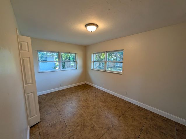 180 Penn Way, Fort Lauderdale, FL 33312