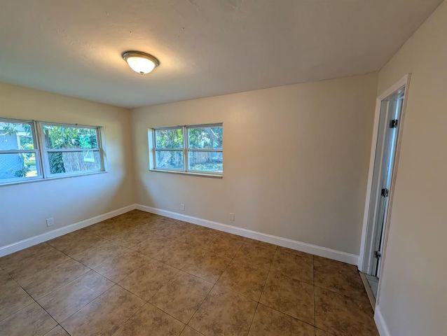 180 Penn Way, Fort Lauderdale, FL 33312
