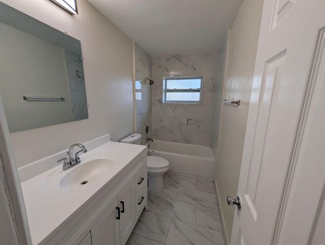 180 Penn Way, Fort Lauderdale, FL 33312