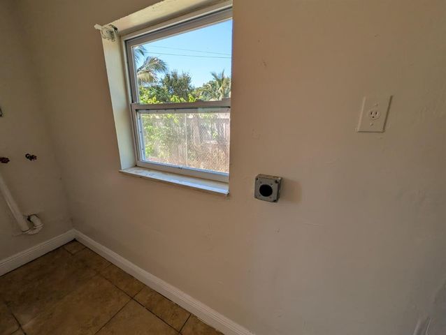 180 Penn Way, Fort Lauderdale, FL 33312