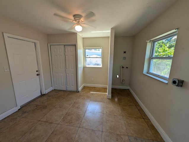 180 Penn Way, Fort Lauderdale, FL 33312