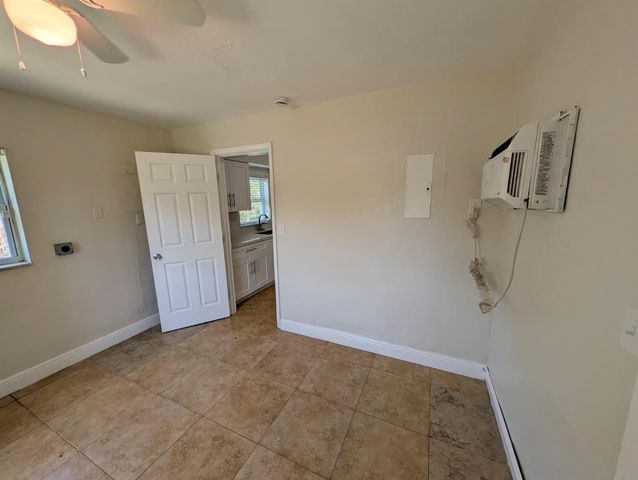 180 Penn Way, Fort Lauderdale, FL 33312