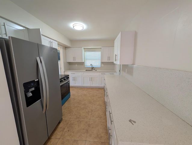 180 Penn Way, Fort Lauderdale, FL 33312
