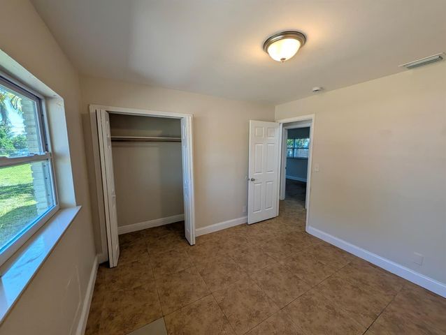 180 Penn Way, Fort Lauderdale, FL 33312
