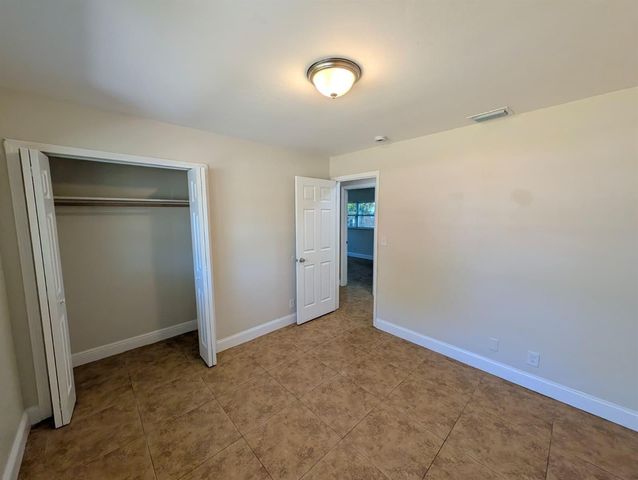 180 Penn Way, Fort Lauderdale, FL 33312