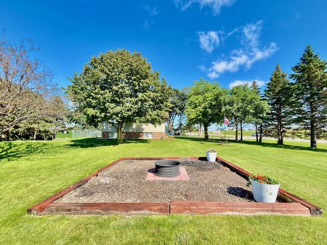 27015 County Highway 1, Fergus Falls, MN 56537