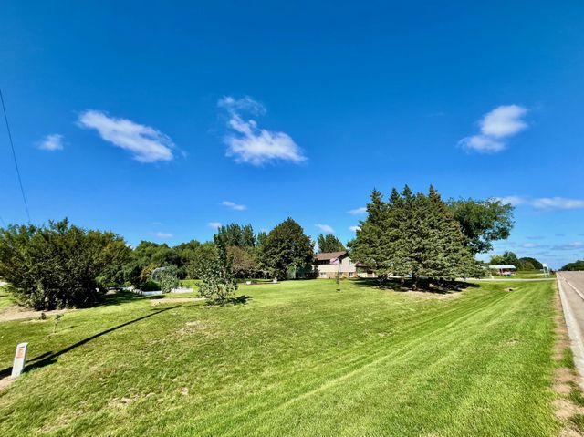 27015 County Highway 1, Fergus Falls, MN 56537