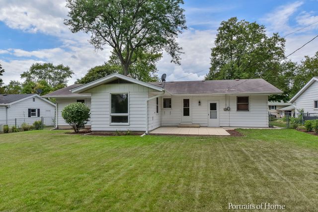 311 LONGVIEW Drive, Geneva, IL 60134