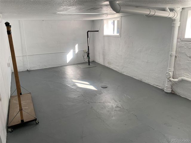 4385 Benton, Denver, CO 80212