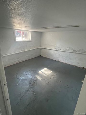 4385 Benton, Denver, CO 80212