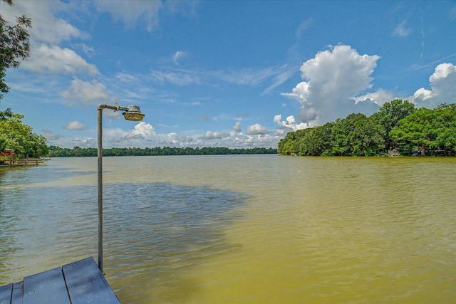 1723 County Road 1333, Liberty, TX 77575