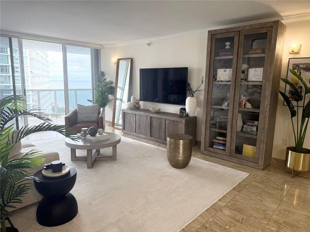 16711 Collins Ave 1502, Sunny Isles Beach, FL 33160