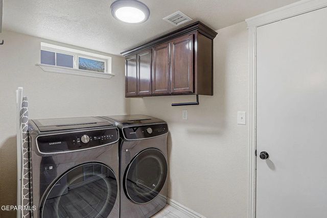 600 VALLEY PLUM Avenue, El Paso, TX 79932