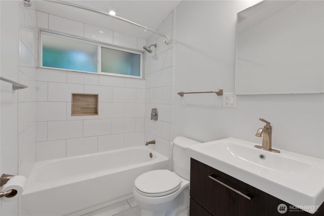 7801 Leschi Road SW, Lakewood, WA 98498