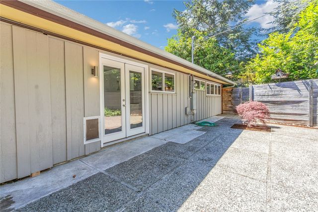 7801 Leschi Road SW, Lakewood, WA 98498