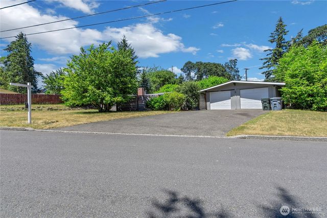 7801 Leschi Road SW, Lakewood, WA 98498