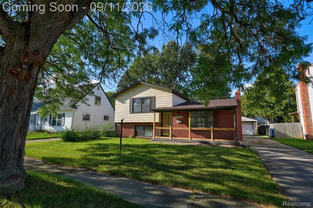 3709 Evergreen Parkway, Flint, MI 48503
