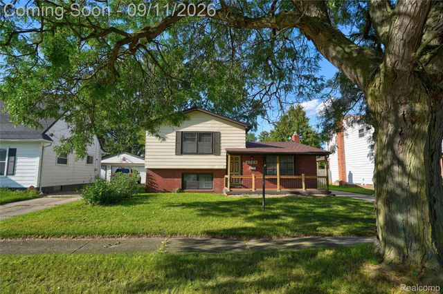 3709 Evergreen Parkway, Flint, MI 48503