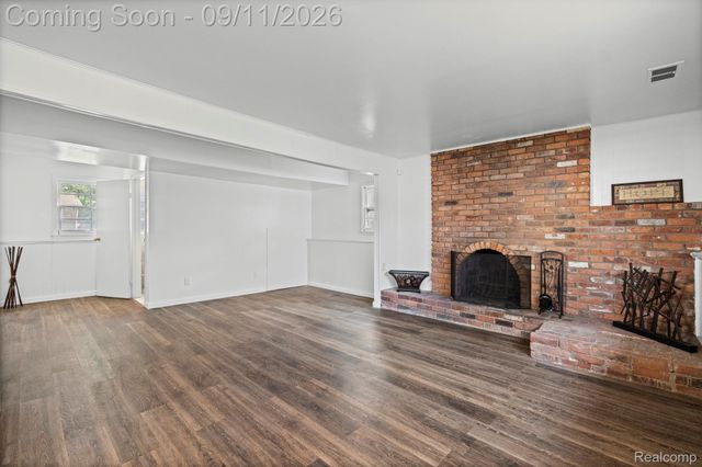 3709 Evergreen Parkway, Flint, MI 48503