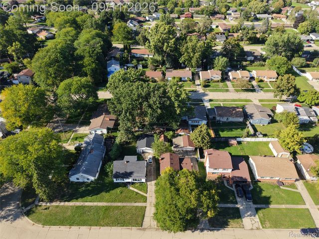 3709 Evergreen Parkway, Flint, MI 48503