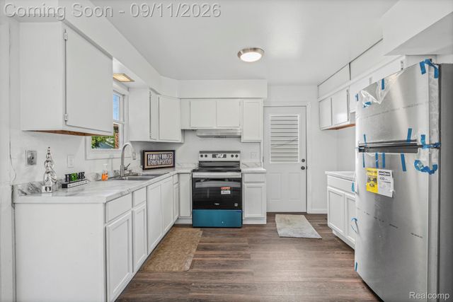 3709 Evergreen Parkway, Flint, MI 48503