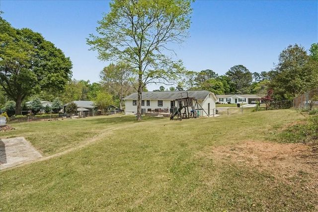 89 Kristie, Powder Springs, GA 30127
