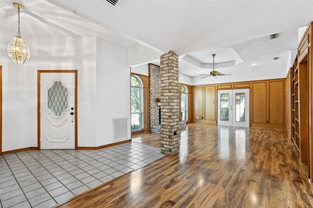 2921 Pitkin Drive, Arlington, TX 76006