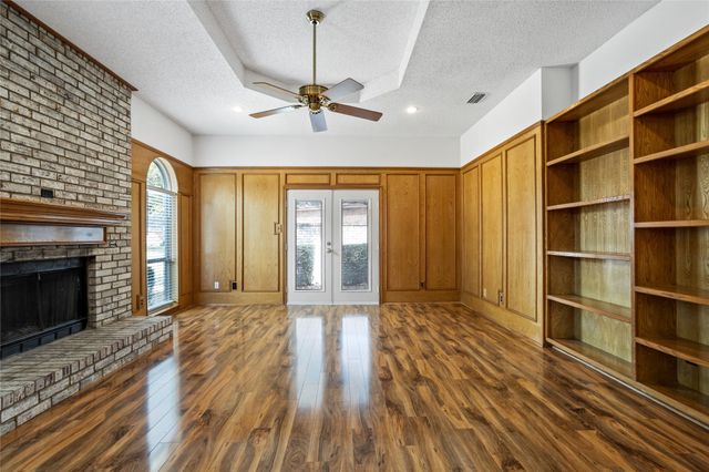 2921 Pitkin Drive, Arlington, TX 76006