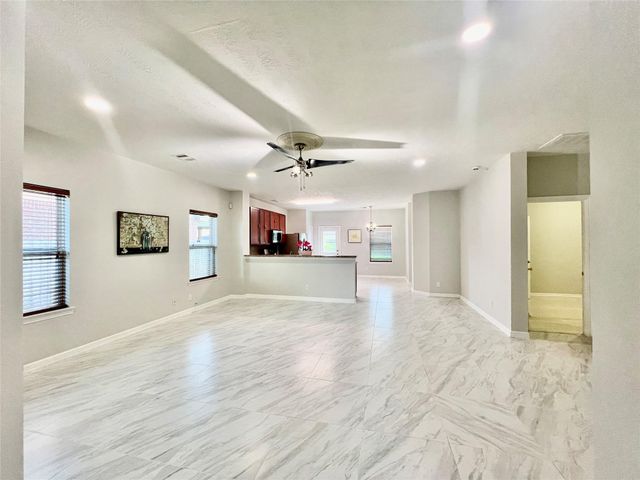 3119 Cambridge Meadows Lane, Dickinson, TX 77539