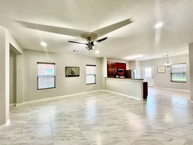 3119 Cambridge Meadows Lane, Dickinson, TX 77539