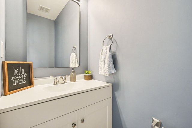 650 Elyse Way, Florence, KY 41042