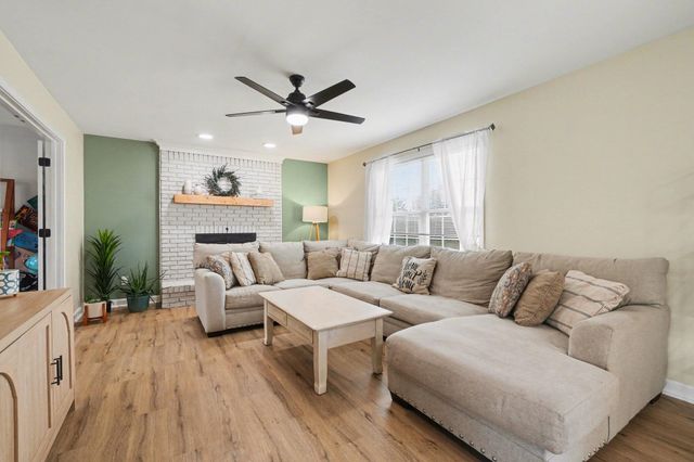 650 Elyse Way, Florence, KY 41042