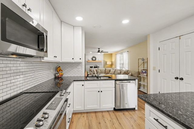 650 Elyse Way, Florence, KY 41042