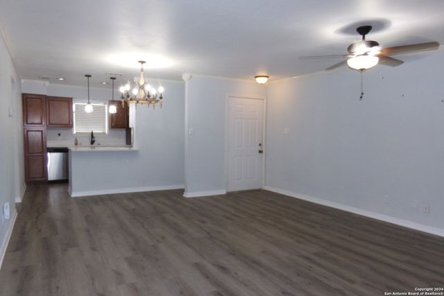 4212 Medical Dr Unit 208, San Antonio, TX 78229