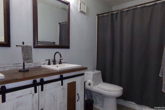 4212 Medical Dr Unit 208, San Antonio, TX 78229